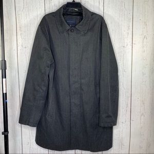 Banana republic men’s Trench coat large